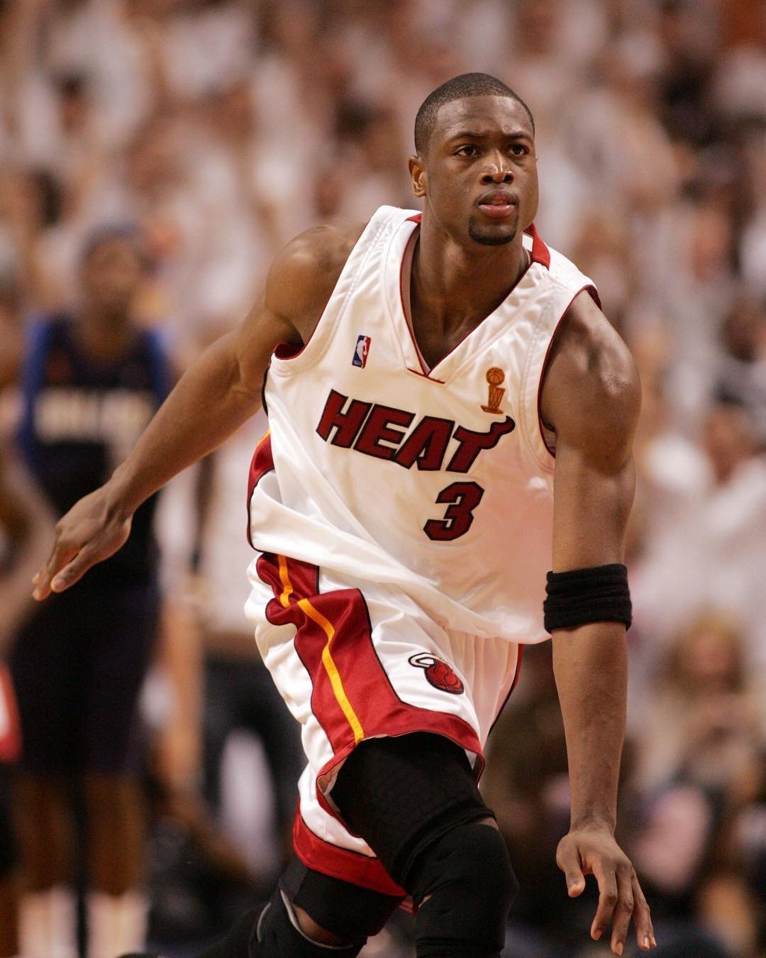 交锋16连胜 亚历山大缺席残阵雷霆21分逆转灰熊