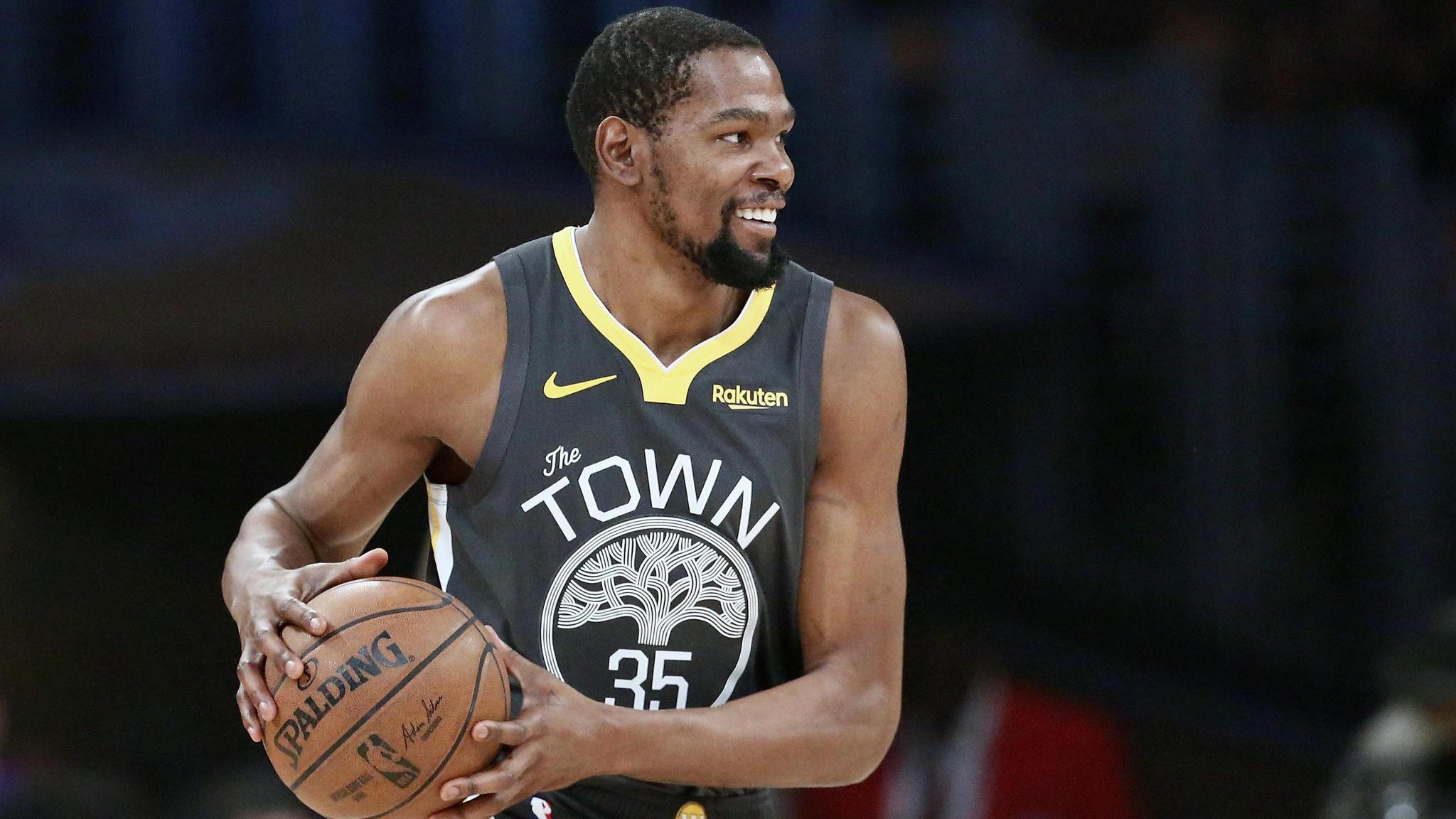 轻松击败勇士！老鹰以1516万美元签下联盟顶级得分手？