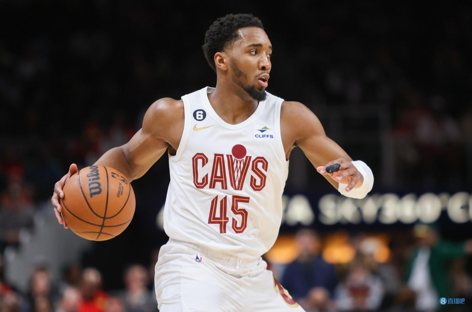 勇士对阵开拓者前瞻：阿夫迪亚缺席，勇士全力争取避免被横扫