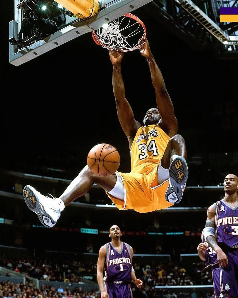 WBC撤销特伦斯·克劳福德世界拳王头衔，因其未支付认证费用，引发争议并导致空缺。