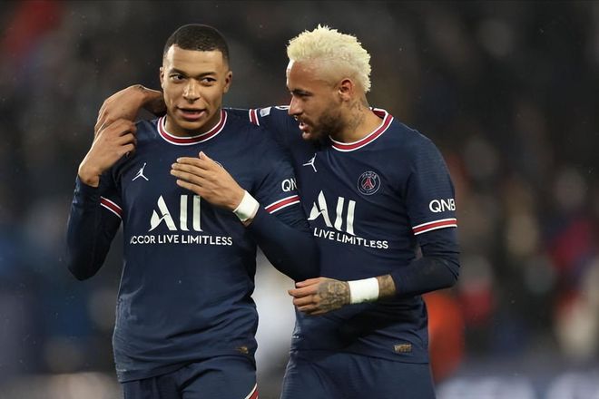 [中超]王钰栋单刀冷静过掉门将 推射空门得手