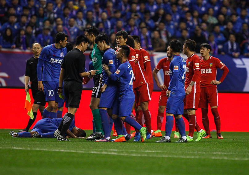 姆巴佩两射一传！巴黎3-1巴萨，逆转晋级欧冠四强