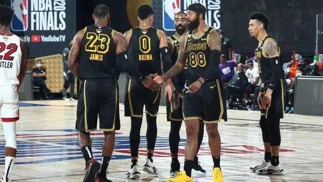 接手曼联战绩糟糕 阿莫林坦承困难超预期