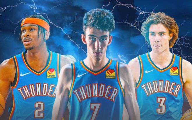 戴维斯26+12杜兰特34分 独行侠险胜火箭