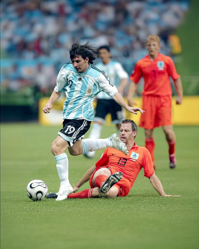 陈杰宪连续上垒展现价值