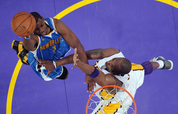 为什么主审需要在比赛中对每颗被击入泥土的棒球进行即时更换